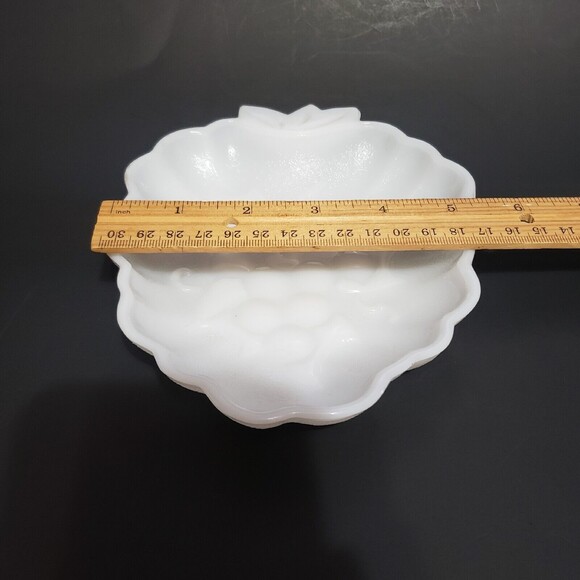 Hazel Atlas White Milk Glass Grape  Candy Trinket Dish - Picture 9 of 11